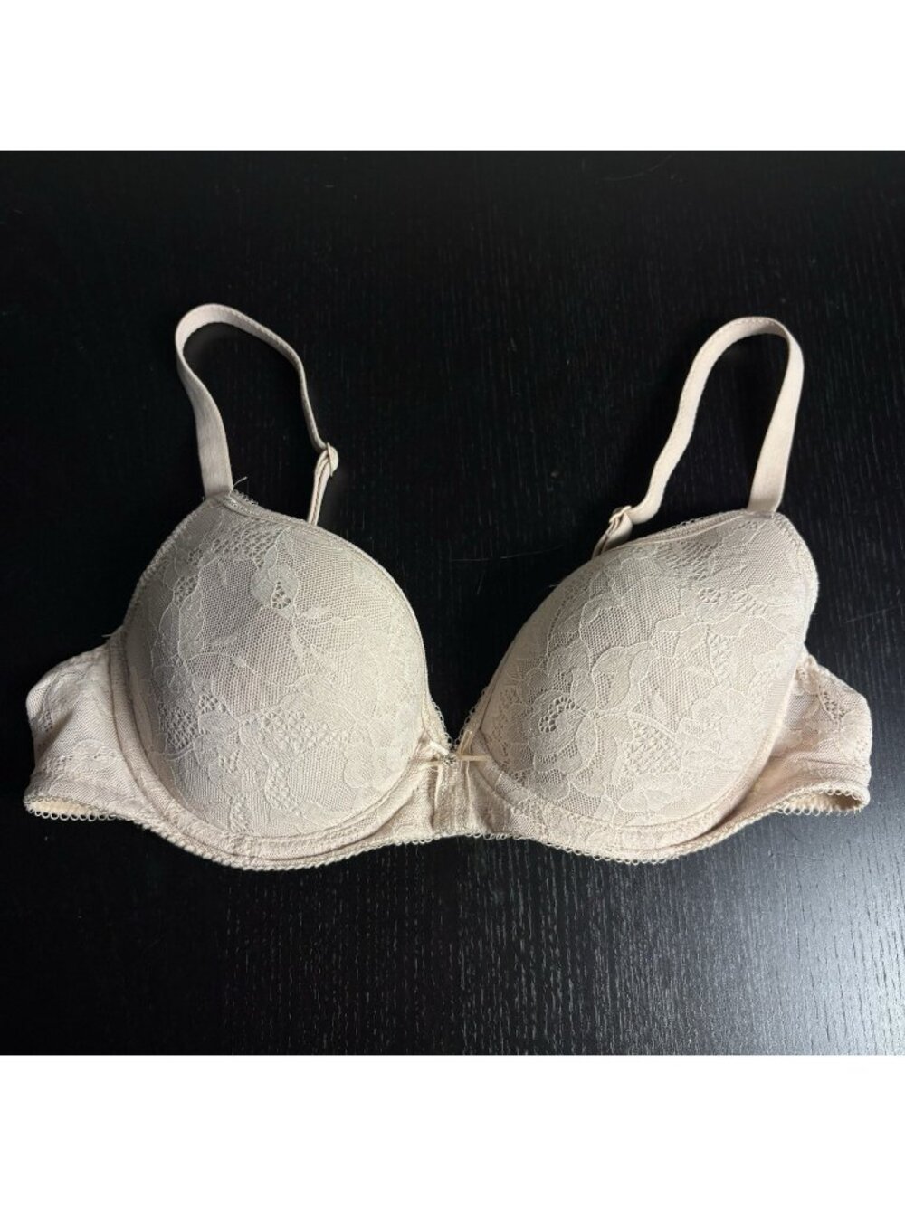 WACOAL Size 34B Lace Finesse Underwire T-Shirt Bra Nude/Beige Style 853201